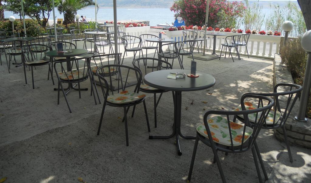 Couette-café Miramar Starigrad Paklenica