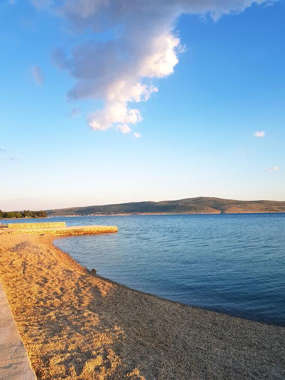 Miramar Couette-café Starigrad Paklenica